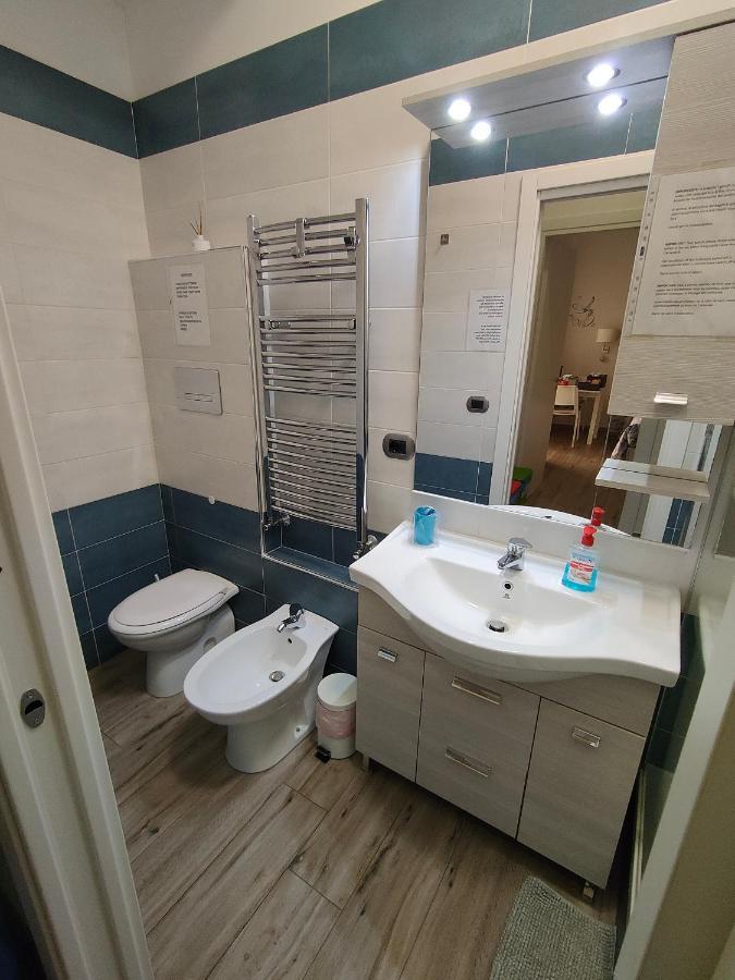 Blue Rose Private Room Салерно Экстерьер фото